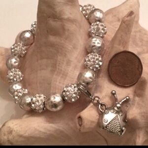 Ladybug charm Beaded Bracelet NWOT